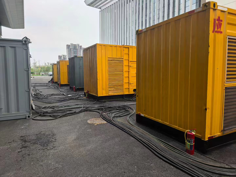 万柏林不同季节柴油发电机组保养有哪些注意事项?